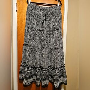 Flint & Moss Black & White Tiered Maxi Skirt Boho Festival Lace Trim - Size L